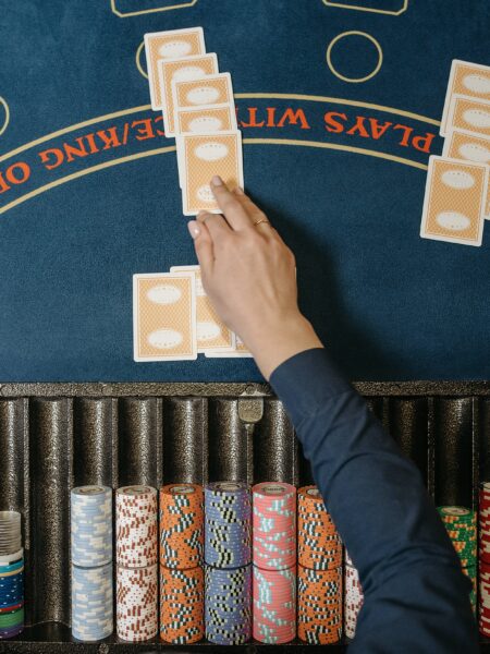 The Rise of Live Dealer Games in Online Casinos